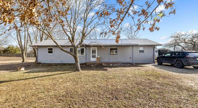 Photo of 410 S Clompton St, Dadeville, MO 65635