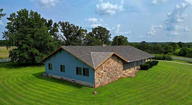 Photo of 3266 Old Springfield Rd, Mansfield, MO 65704