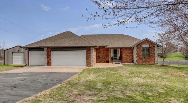 Photo of 1702 Cody Rd, Nixa, MO 65714