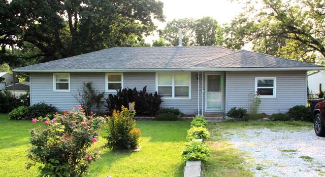 Photo of 405 S Main St, Pleasant Hope, MO 65725