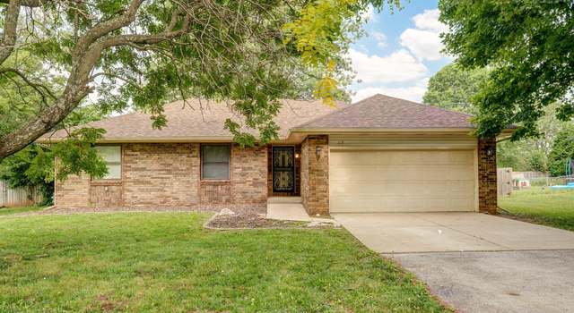 Photo of 119 N Grand Prairie Dr, Willard, MO 65781