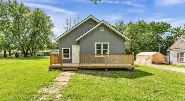 Photo of 333 N Clay St, Marshfield, MO 65706