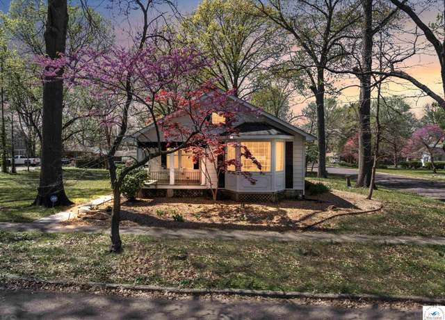 Property at 700 S Beacon Ave, Sedalia, MO 65301, 2 beds, 1 bath