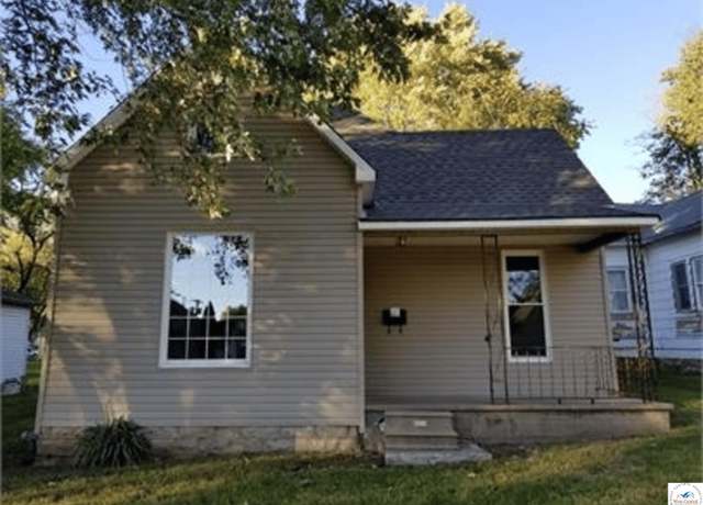 Property at 1415 E 7th St, Sedalia, MO 65301, 3 beds, 1 bath
