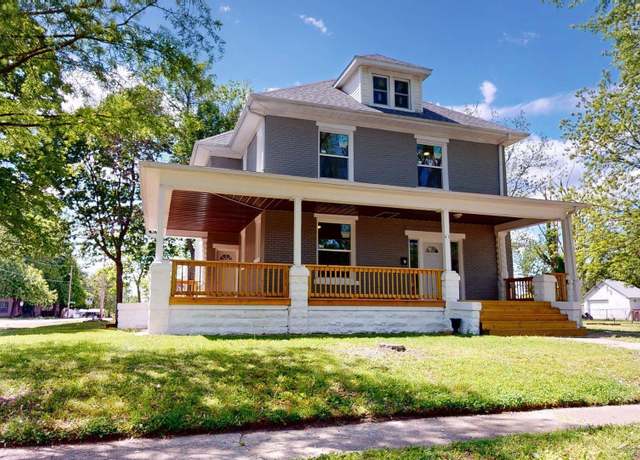 Property at 401 N Prospect St, Sedalia, MO 65301, 4 beds, 1.5 baths