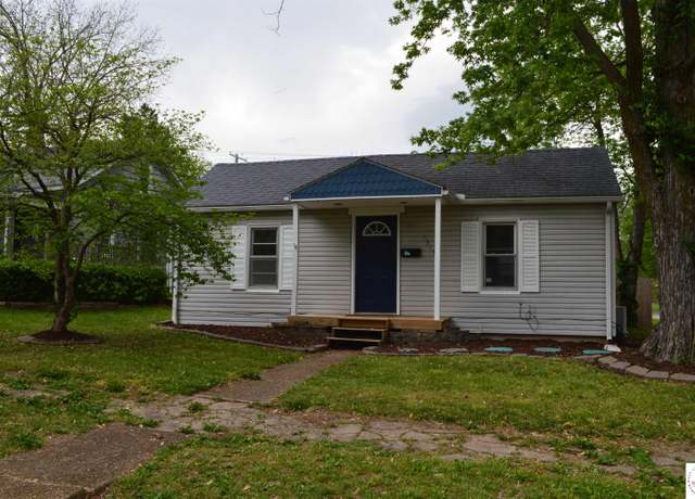 Property at 1315 E 10th St, Sedalia, MO 65301, 3 beds, 1 bath