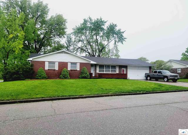 Property at 102 Hainen Dr, Tipton, MO 65081, 3 beds, 2.5 baths