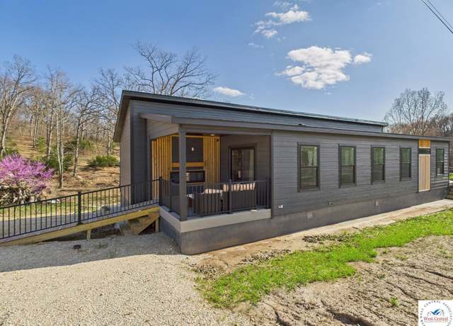 Property at 100 Mayerling Dr, Laurie, MO 65037, 3 beds, 2 baths