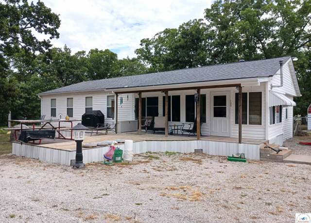 Property at 11138 Leisure Dr, Warsaw, MO 65355, 3 beds, 1.5 baths