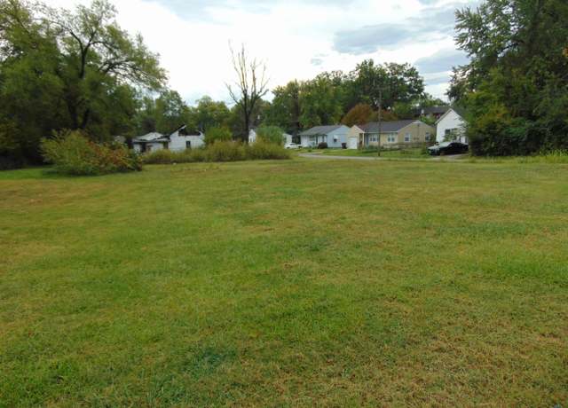 Property at 400 N 4th St, Clinton, MO 64735