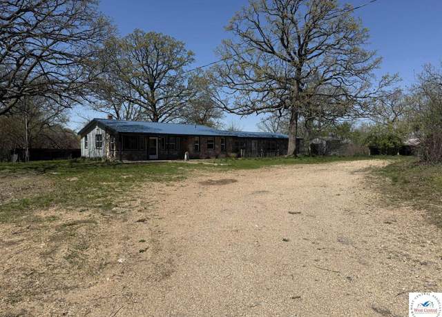 Property at 151 State Road FF Rd, Edwards, MO 65326, 5 beds, 3 baths