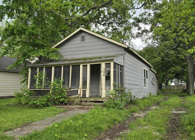 Property at 508 E Lincoln St, Clinton, MO 64735, 2 beds, 1 bath