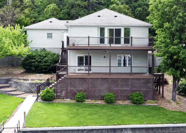 Property at 36 Stillwater Ln, Camdenton, MO 65020, 3 beds, 3 baths