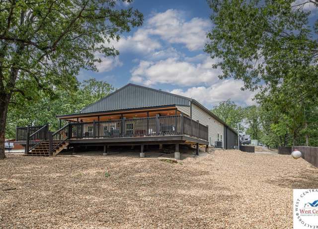 Property at 30496 Stonehaven Dr, Warsaw, MO 65355, 3 beds, 2 baths