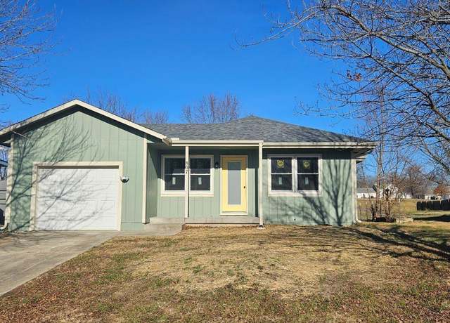 Property at 807 Hormeyer St, Clinton, MO 64735, 3 beds, 1 bath