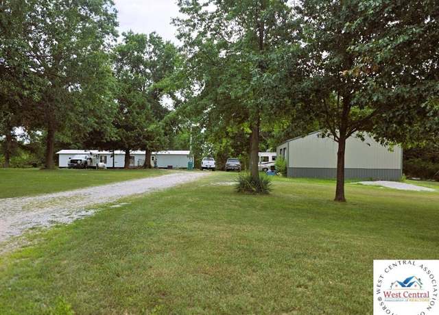 Property at 675 SE 561 St, Clinton, MO 64735