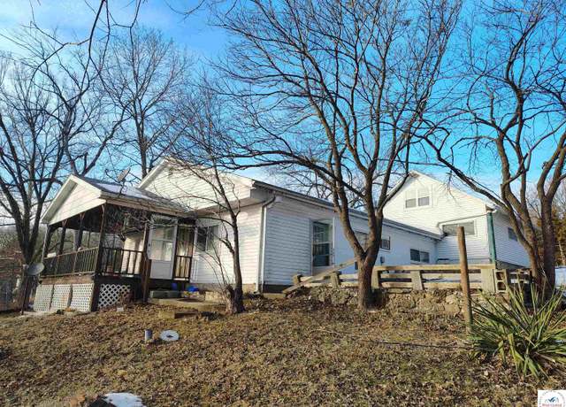 Property at 21266 River Dr, Warsaw, MO 65355, 1 bed, 1 bath