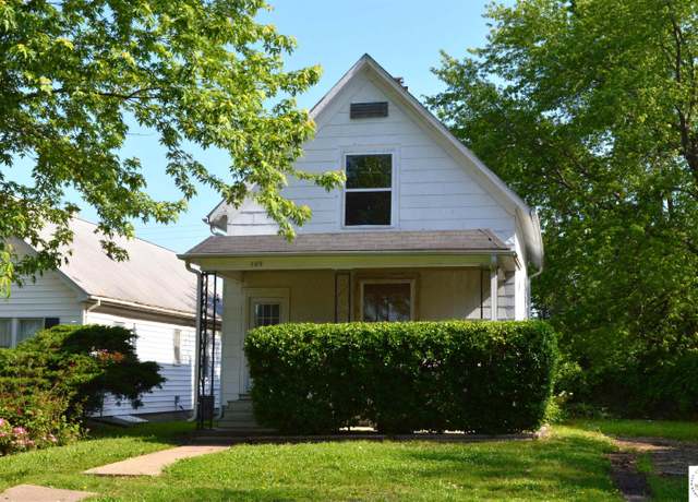 Property at 309 E 6th St, Sedalia, MO 65301, 3 beds, 1 bath