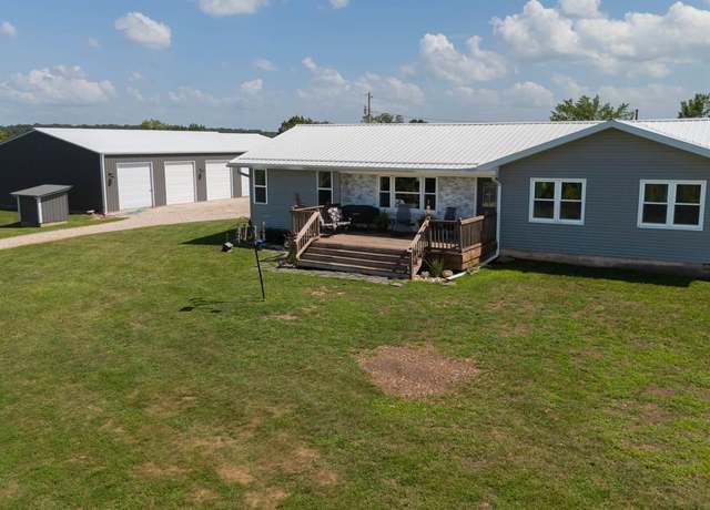 Property at 40466 Violet Ave, Edwards, MO 65326, 3 beds, 2 baths