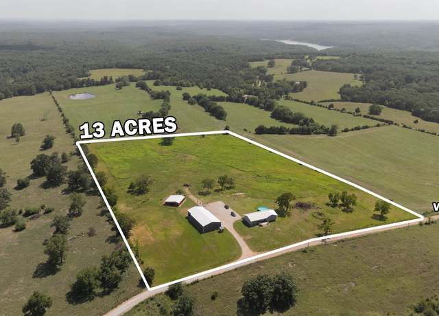 Property at 40466 Violet Ave, Edwards, MO 65326, 3 beds, 2 baths