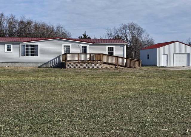 Property at 102 SE 3643p Ln, Clinton, MO 64735, 3 beds, 2 baths