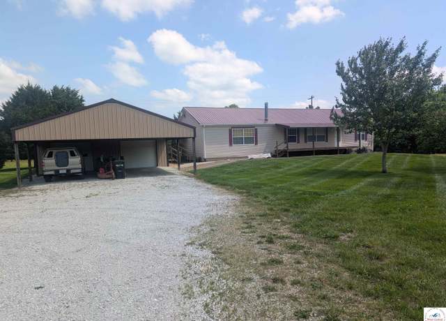Property at 1878 SE Highway PP Hwy, Clinton, MO 64735, 3 beds, 2.5 baths