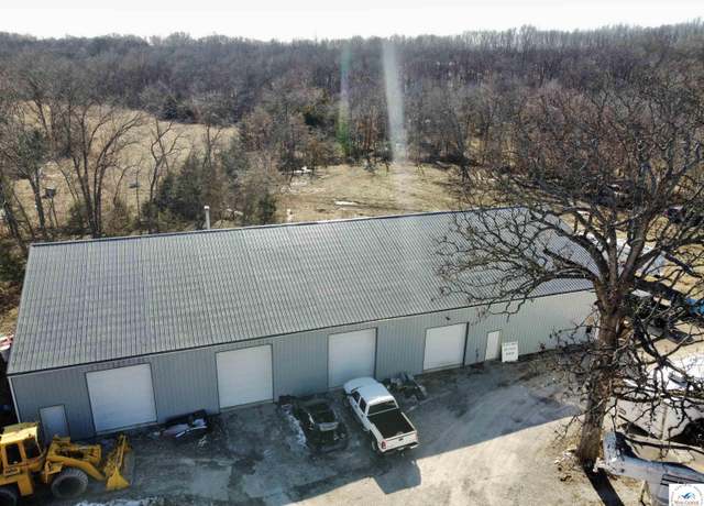 Property at 25506 Fitzpatrick Ave, Warsaw, MO 65355, 3 beds, 2.5 baths