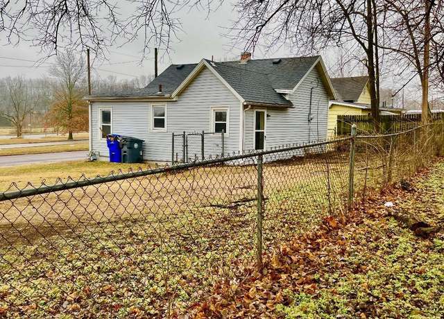 Property at 615 N Osage Ave, Sedalia, MO 65301, 2 beds, 1 bath