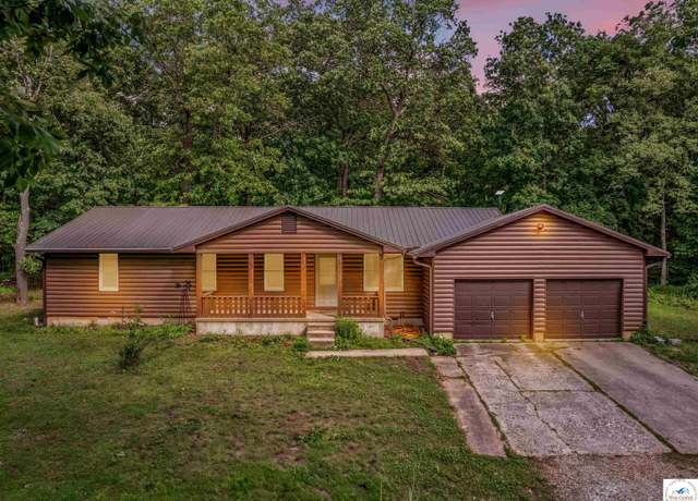 Property at 24764 N Yankee Rd, Sedalia, MO 65301, 4 beds, 2 baths