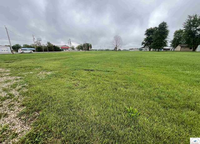 Property at 600 E Forth St, Stover, MO 65078