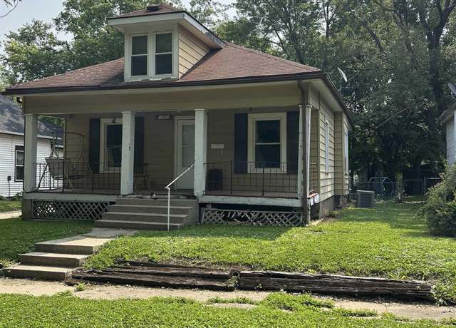Property at 1203 S Stewart Ave, Sedalia, MO 65301, 2 beds, 1 bath