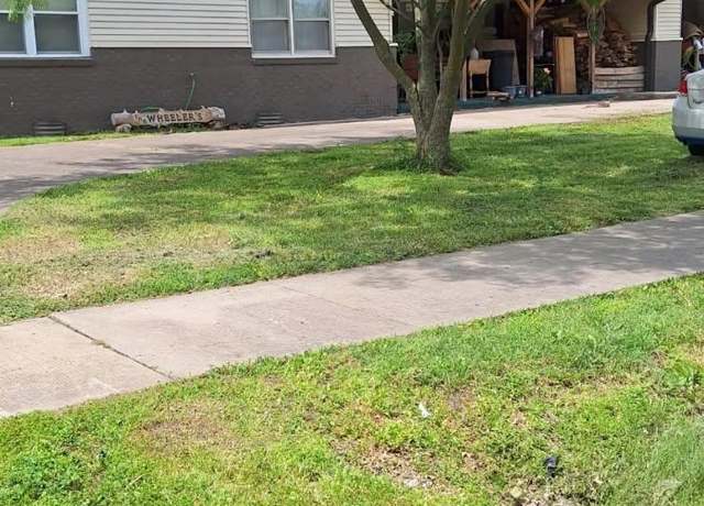 Property at 305 N Main St, Green Ridge, MO 65332, 5 beds, 2.5 baths