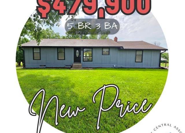 Property at 9033 NW B Hwy, Urich, MO 64788, 5 beds, 3 baths