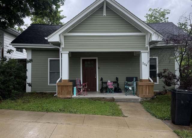 Property at 204 W Jefferson St, Warsaw, MO 65355, 3 beds, 1 bath
