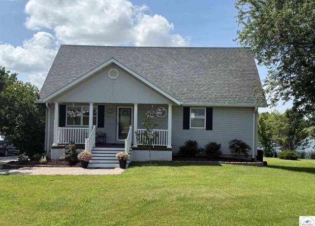 Property at 225 Crescent Dr, Lincoln, MO 65338, 2 beds, 3 baths
