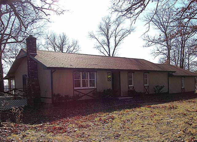 Property at 24726 Highway 7 Hwy, Warsaw, MO 65355, 4 beds, 2 baths