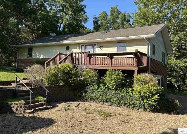 Property at 23111 Lange Rd, Cole Camp, MO 65325, 5 beds, 2 baths