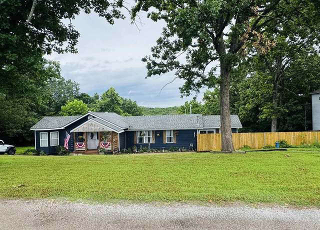 Property at 19617 Lakeview Ave, Warsaw, MO 65355, 3 beds, 2 baths