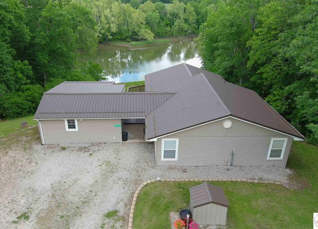 Property at 25555 Honey Bear Loop, Warsaw, MO 65355, 3 beds, 2.5 baths