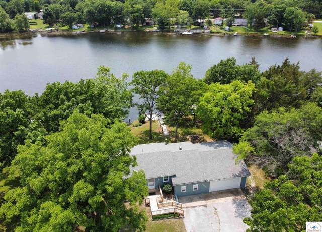 Property at 32031 Barclay Loop, Warsaw, MO 65355, 4 beds, 2 baths
