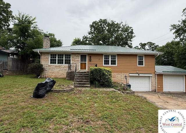 Property at 844 Illinois St, Warsaw, MO 65355, 3 beds, 2 baths