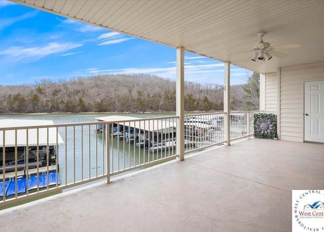 Property at 562 Hyd-a-way Rd, Camdenton, MO 65020, 3 beds, 2 baths