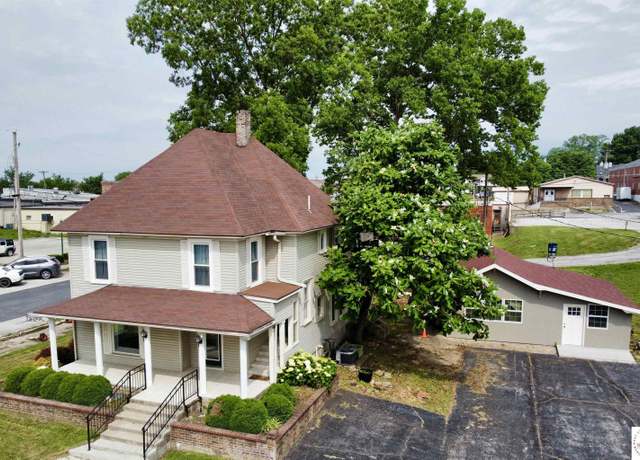 Property at 403 Van Buren St, Warsaw, MO 65355, 3 beds, 1.5 baths