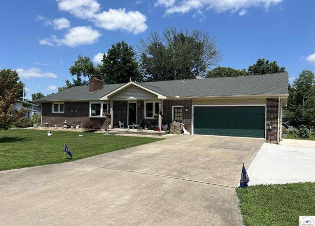 Property at 502 S Tenth Ter, Clinton, MO 64735, 4 beds, 4 baths