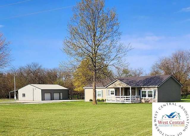 Property at 331 NE 101 Rd, Clinton, MO 64735, 3 beds, 2 baths