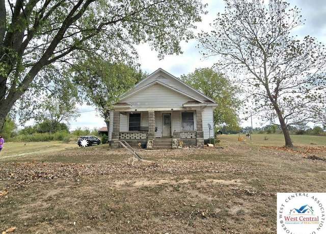 Property at 2742 NW Highway K Hwy, Urich, MO 64788, 3 beds, 1 bath