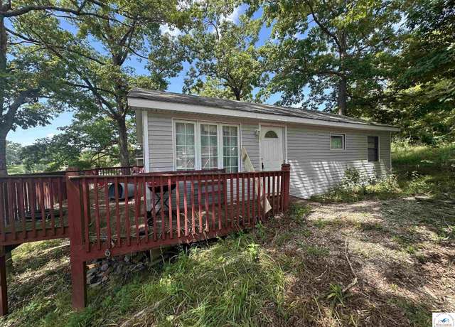 Property at 453 Outlook Dr, Edwards, MO 65326, 2 beds, 1 bath