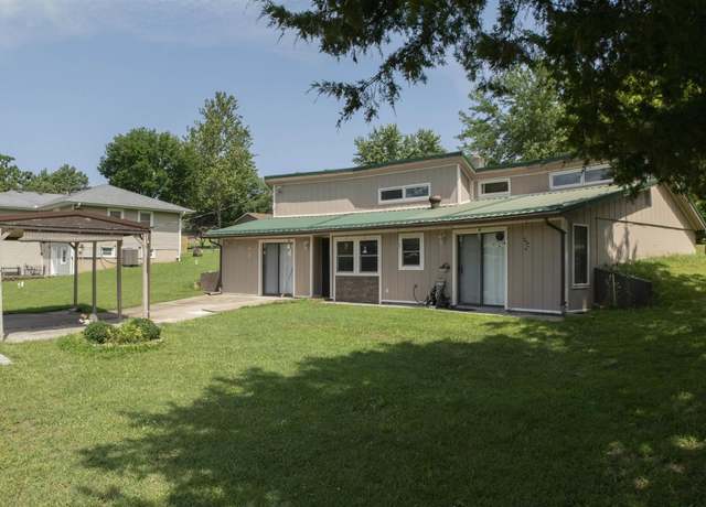 Property at 1211 Renee St, Warsaw, MO 65355, 3 beds, 1.5 baths