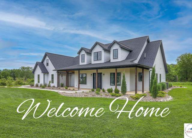 Property at 111 NW 238 Private Road, Clinton, MO 64735, 5 beds, 4 baths