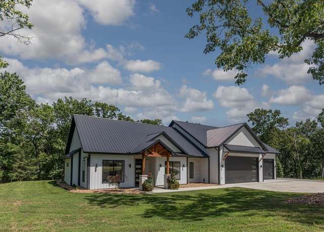Property at 26112 Georgetown Ave, Warsaw, MO 65355, 4 beds, 2 baths